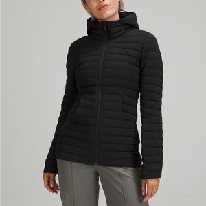 Lululemon women’s pack it down jacket Worn once size 12